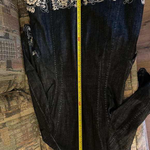 Tommy Bahama Long Denim Jacket Floral Heavy Embroidered Women's XS 2 - Picture 14 of 14
